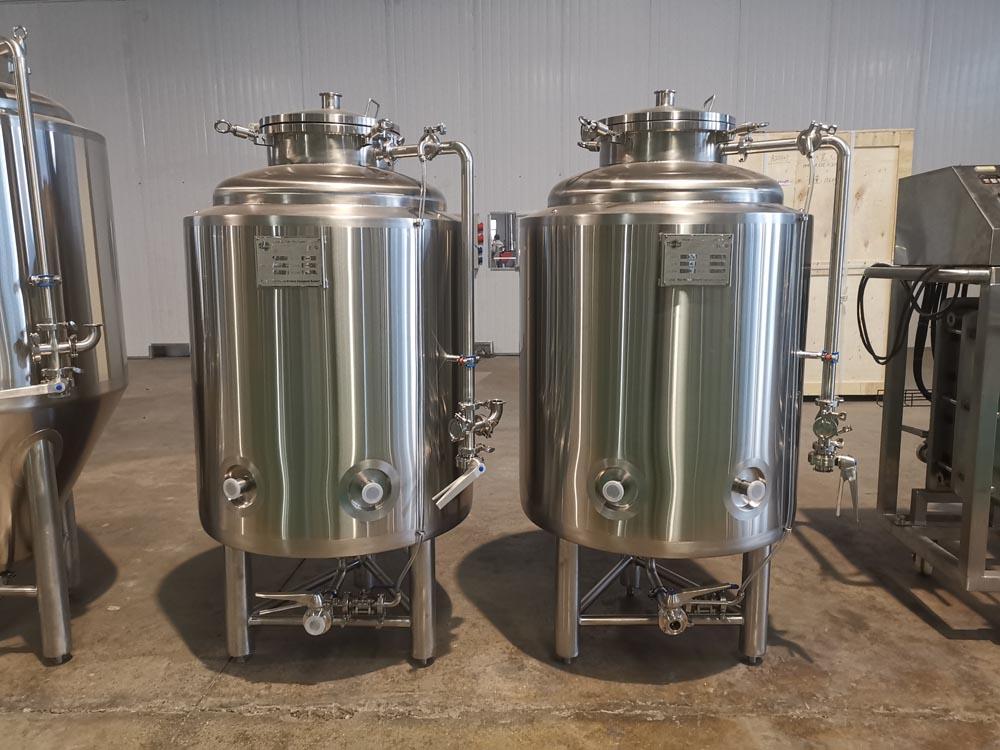 200L Double wall bright beer tank